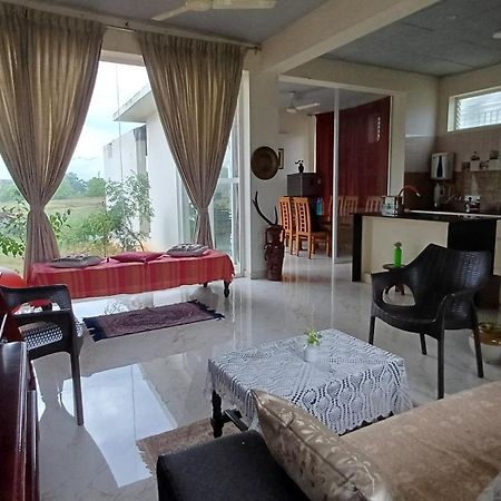 Shi'S Unique & Private 180 Degree Glass House In Pollāchi Екстериор снимка