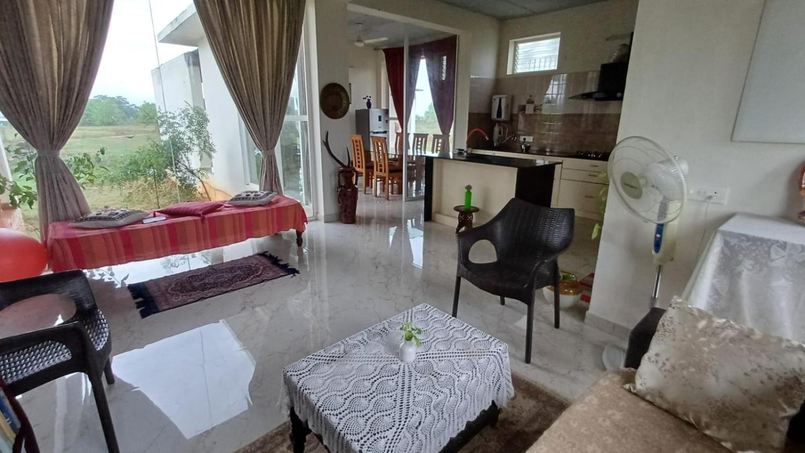Shi'S Unique & Private 180 Degree Glass House In Pollāchi Екстериор снимка